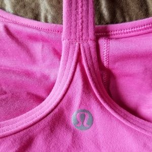 Lululemon tank